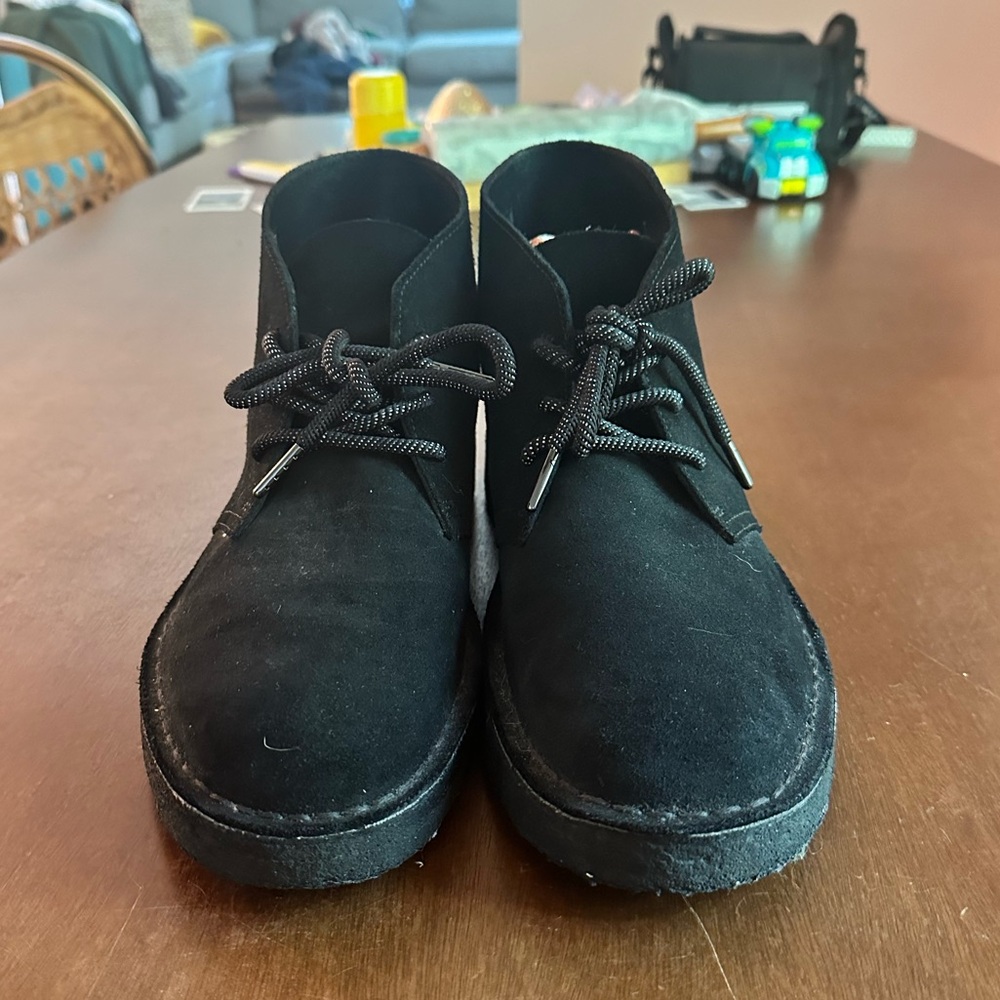 Clark’s black desert coal  black suede desert boots men’s size 10 1/2 US